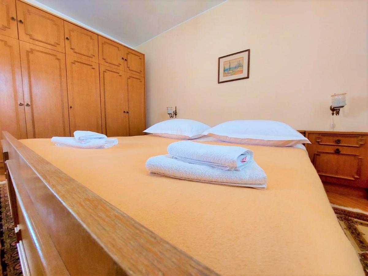 Apartment Big Lasan Vodice Ngoại thất bức ảnh